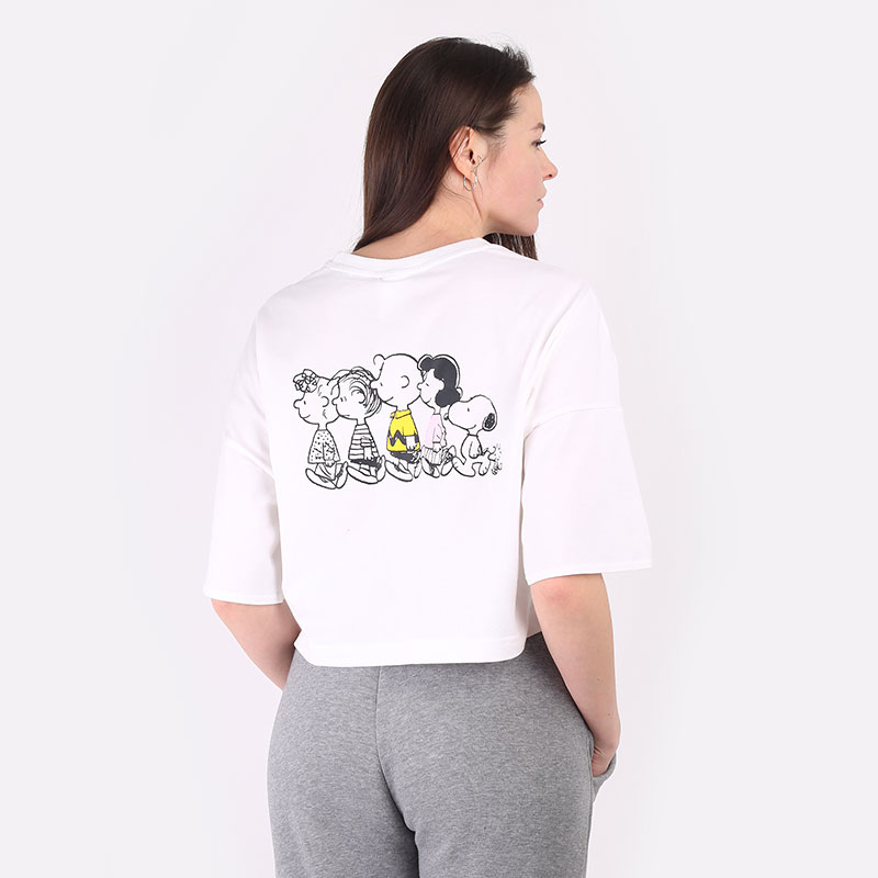 женская белая футболка PUMA x Peanuts Tee 53115802 - цена, описание, фото 4